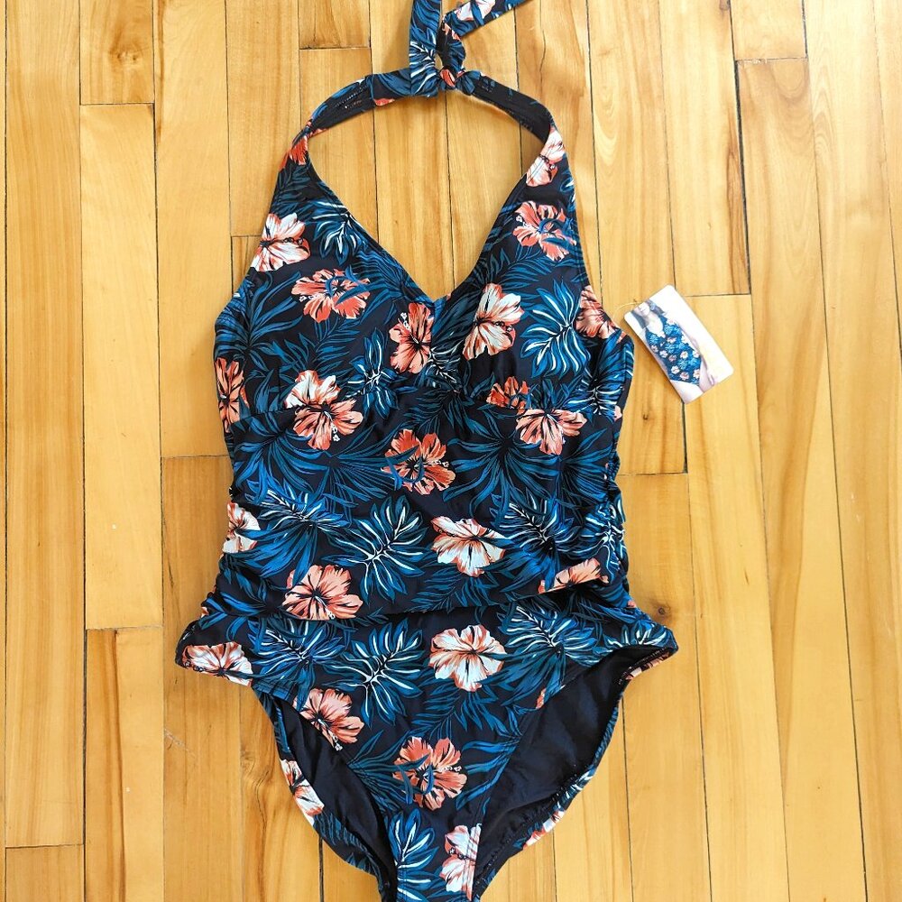 Lolë One piece floral Swimsuit NWT